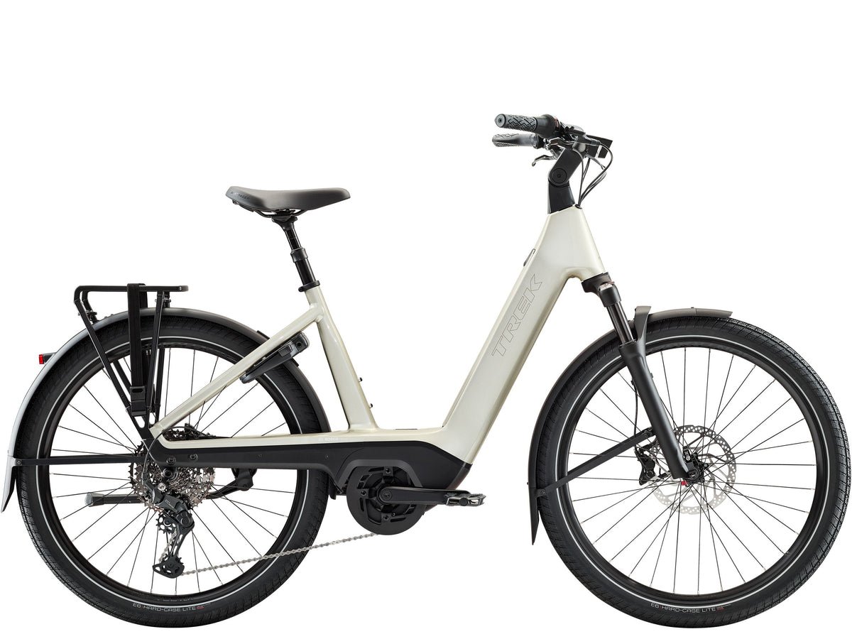 Trek Charter+ 5 R10 800 Wh Lowstep